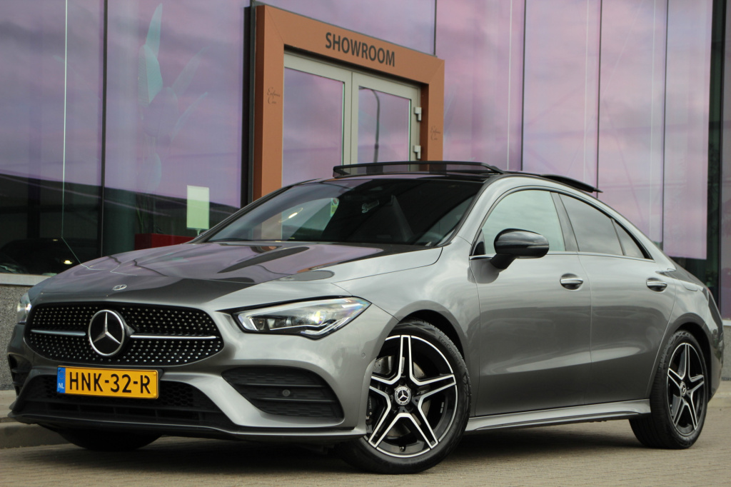 Mercedes-Benz Cla 220 4matic premium plus amg | pano | memory | acc | camera