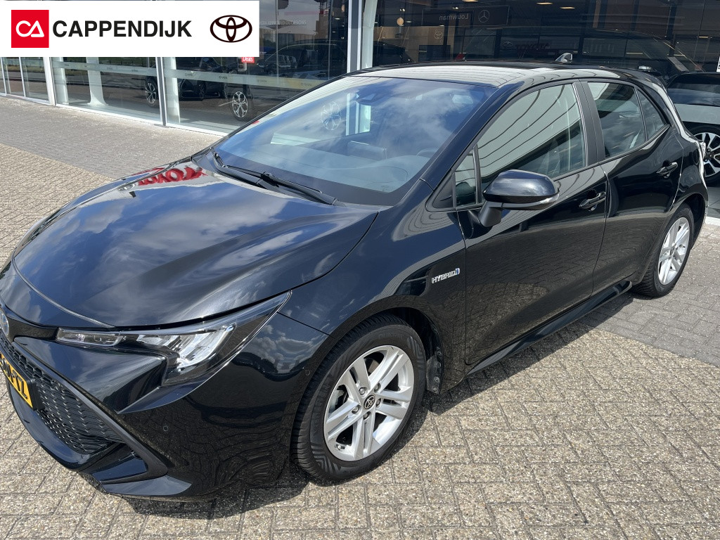 Toyota Corolla | net binnen | 1.8 hybrid active | navigatie | camera | trekhaak |