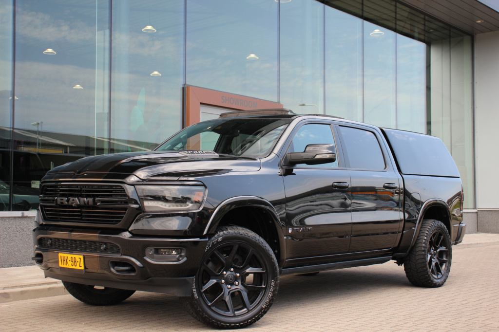 Dodge Ram 1500 5.7 v8 4x4 crew cab laramie verhoogd | harman kardon | leder | 360 camera |