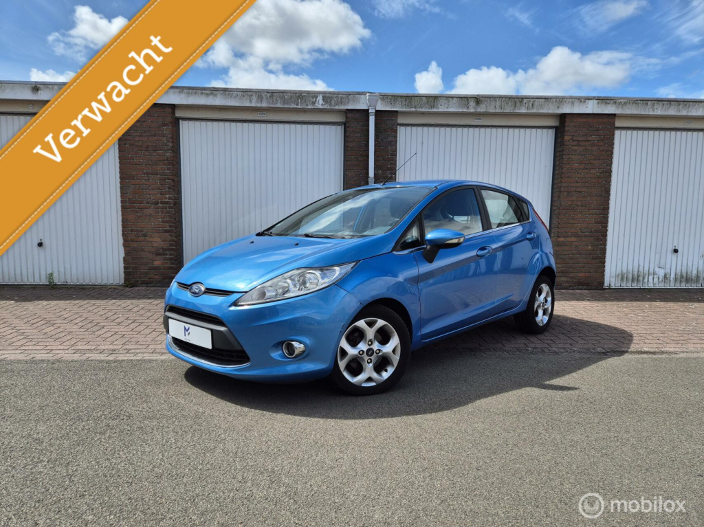 Ford Fiesta 1.25 titanium / 1e eigenaar / dealeronderhouden / cruisecontrol / voorruitverwarming / bluetooth