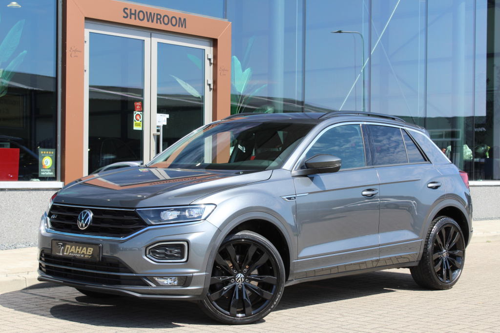 Volkswagen T-roc 1.5 tsi r-line | acc | navi | camera | dsg | trekhaak