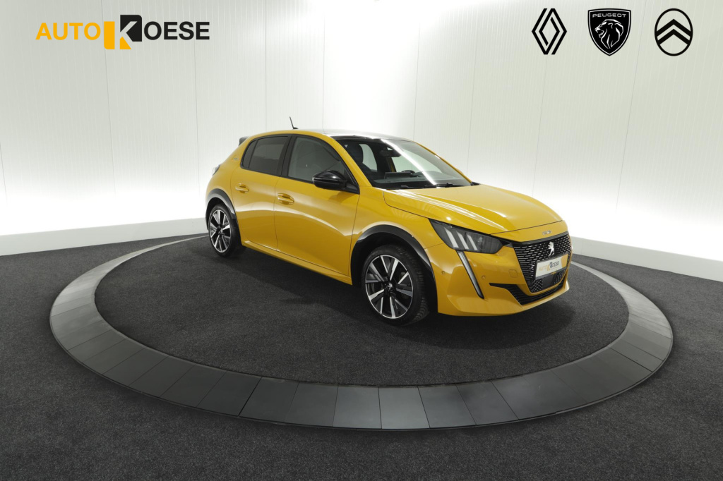 Peugeot 208 puretech 100 eat8 gt-line | trekhaak | adaptieve cruise control | dodehoekdetectie | camera