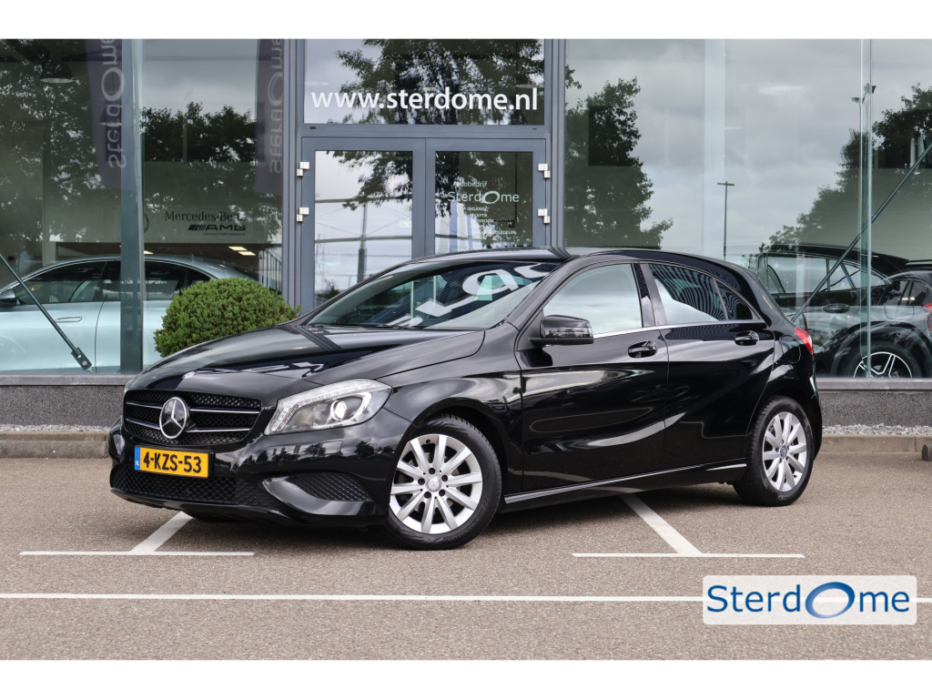 Mercedes-Benz A-Klasse 180 style l ambition l navigatie i parkeersensoren i tempomaat i bi-xenon i bluetooth i airco i 6 bak handgeschakeld i nl auto i