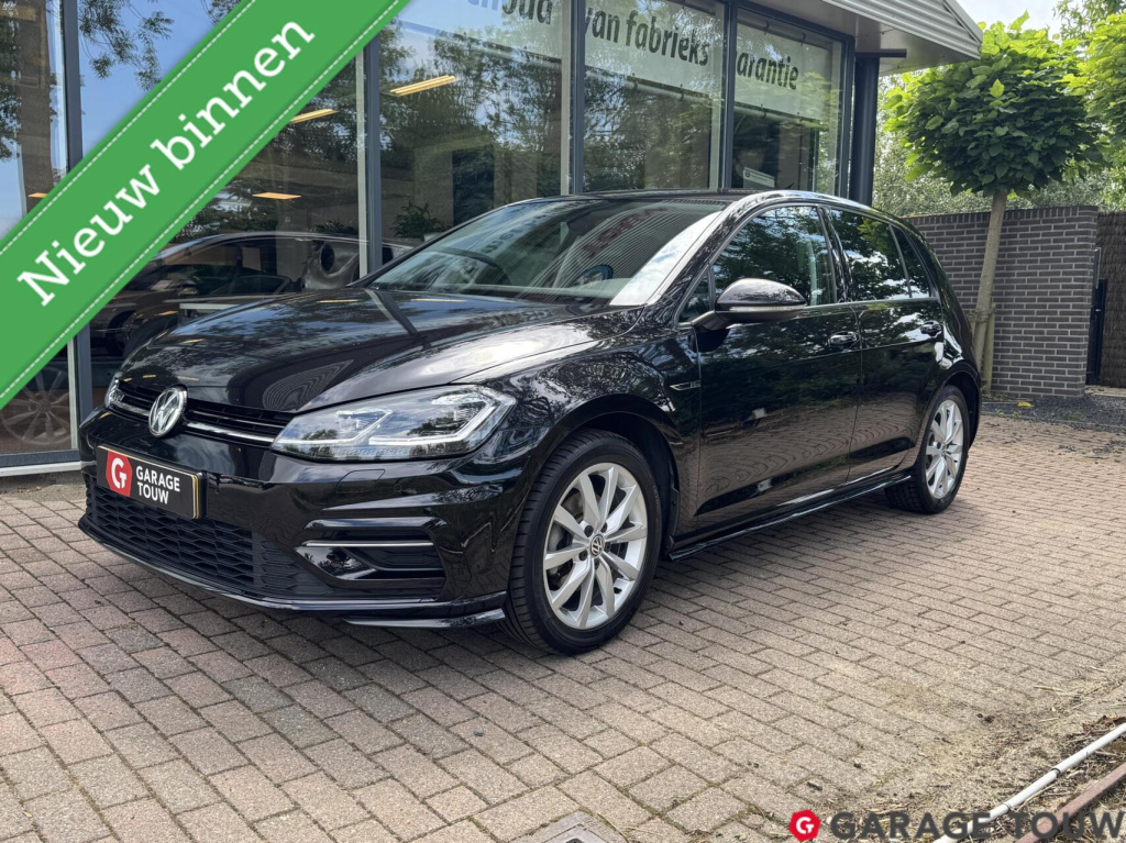 Volkswagen Golf 1.5 tsi highline business r dsg 150pk