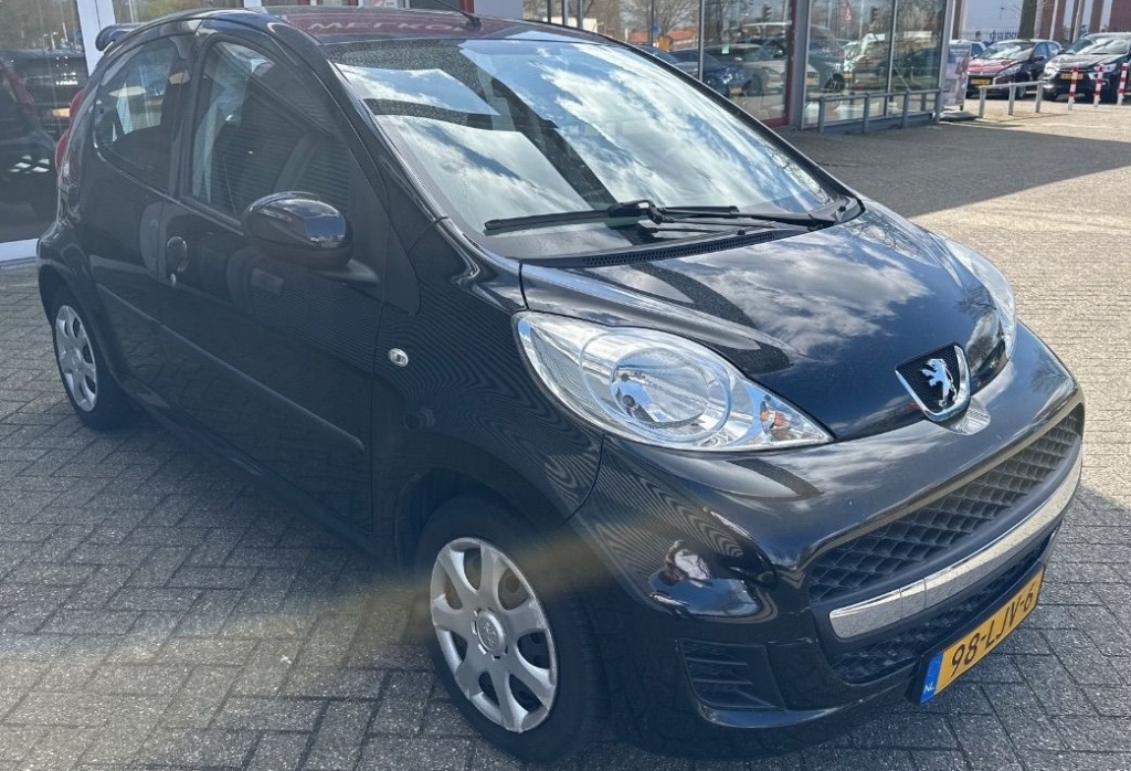 Peugeot 107 1.0-12v xs automaat