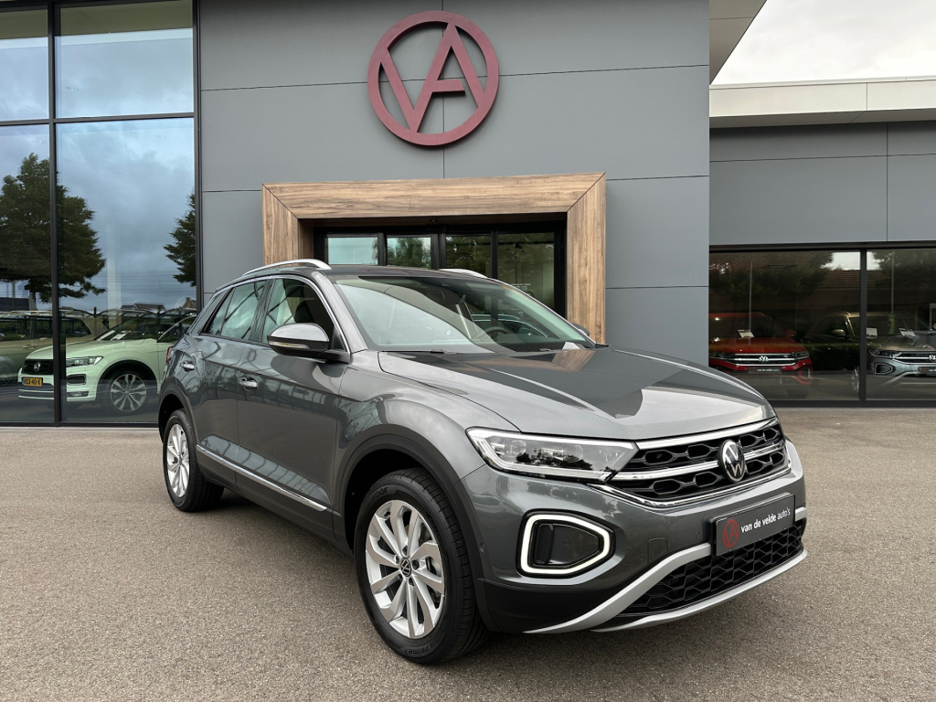 Volkswagen T-roc 1.5 tsi 150pk dsg style carplay | camera | keyless | elek. achterklep | rijklaar incl. garantie