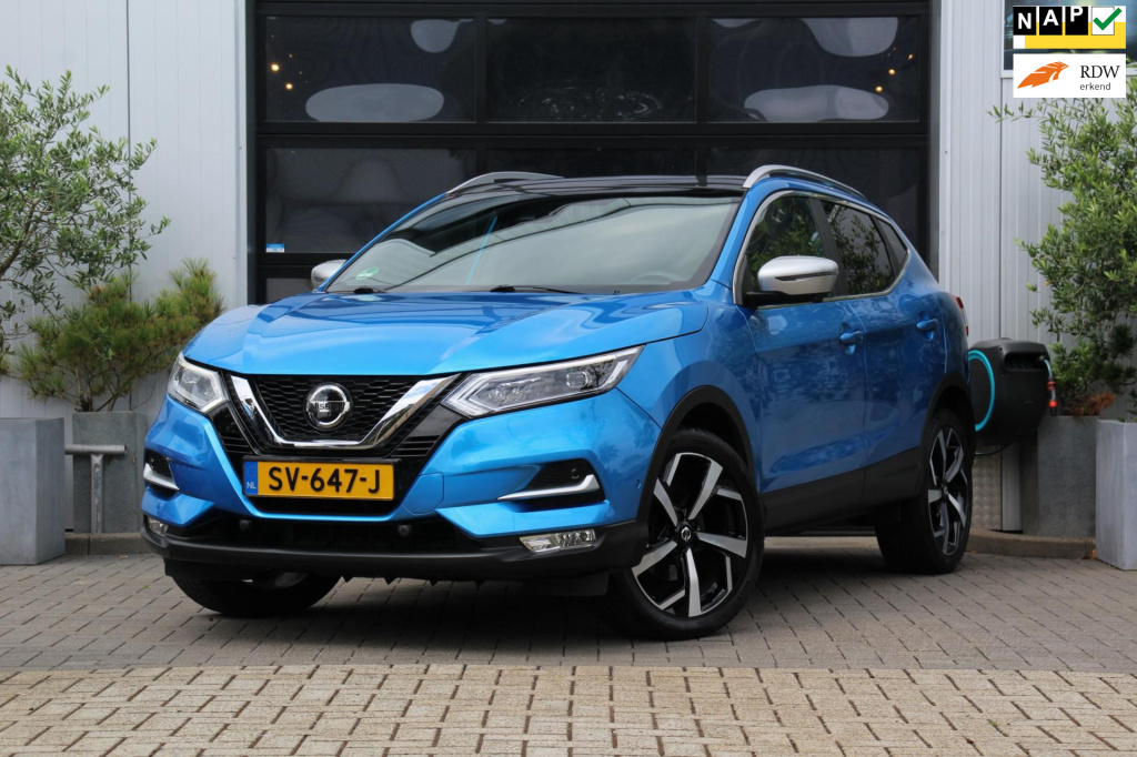 Nissan Qashqai 1.6 tekna + - pano - leder - bose - trekhaak - dab - led - stoel verw - cruise