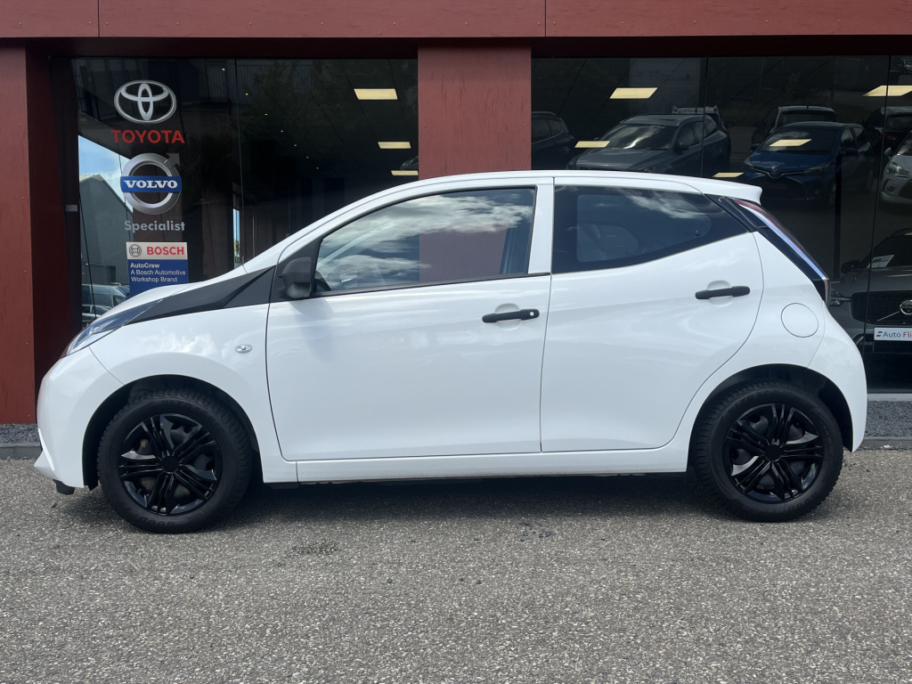 Toyota Aygo 1.0 vvt-i x-fun | airco | radio