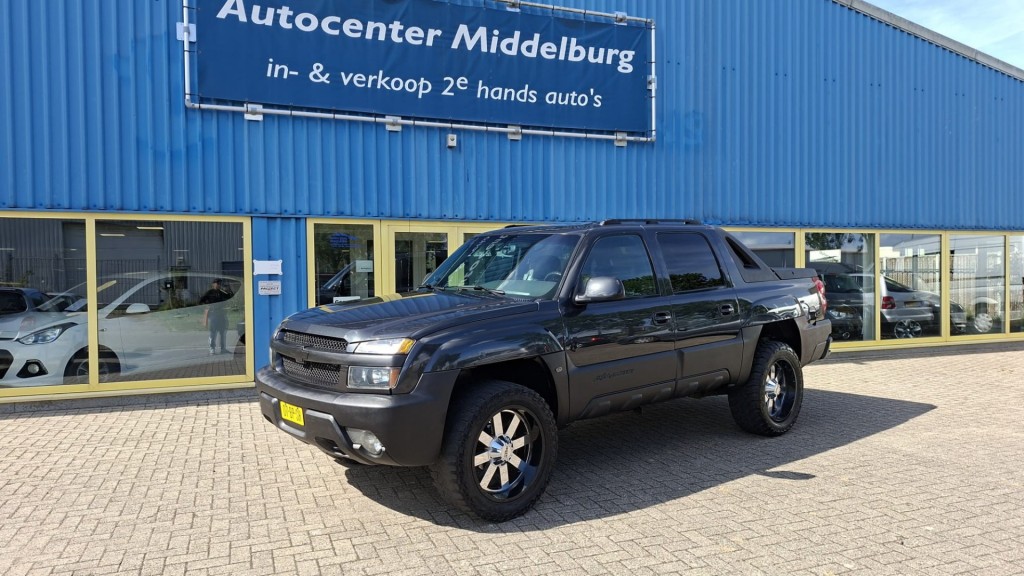 Chevrolet Avalanche 5.3 4wd 1500
