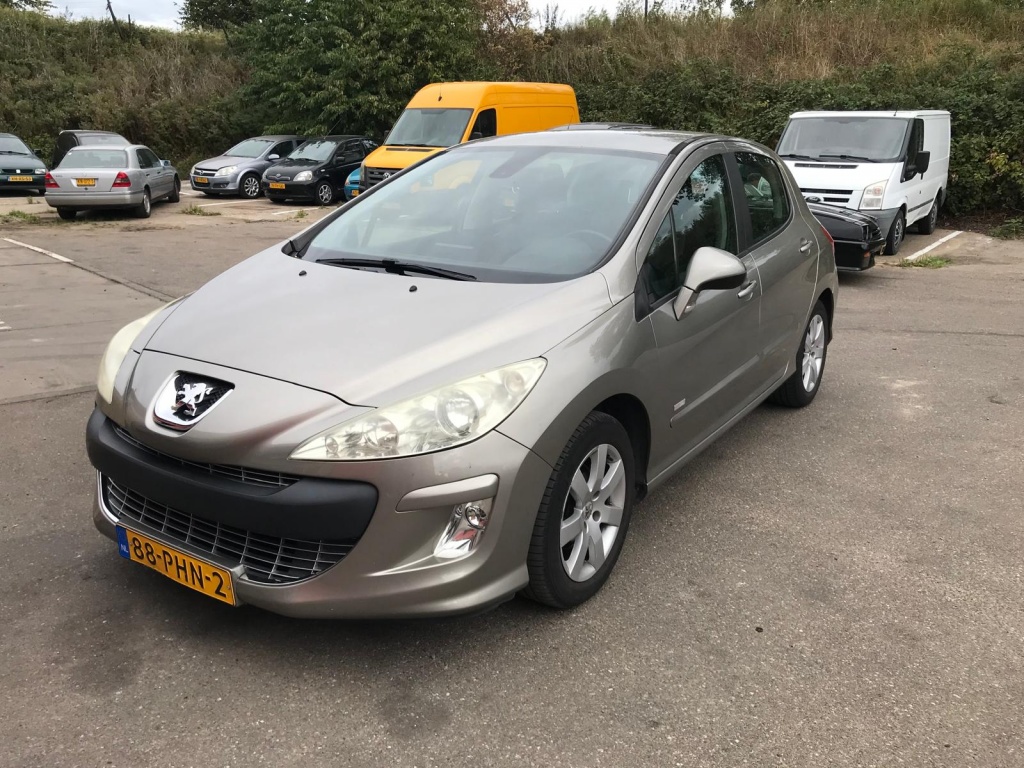 Peugeot 308 1.6 vti mill. 200