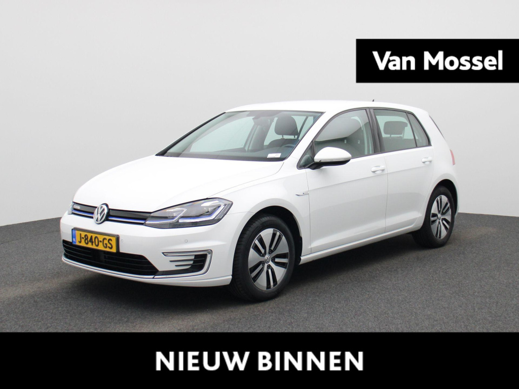 Volkswagen E-golf e-dition | automaat | lmv | parkeer sensoren | navigatie | climate control | led | cruise control | apple carplay