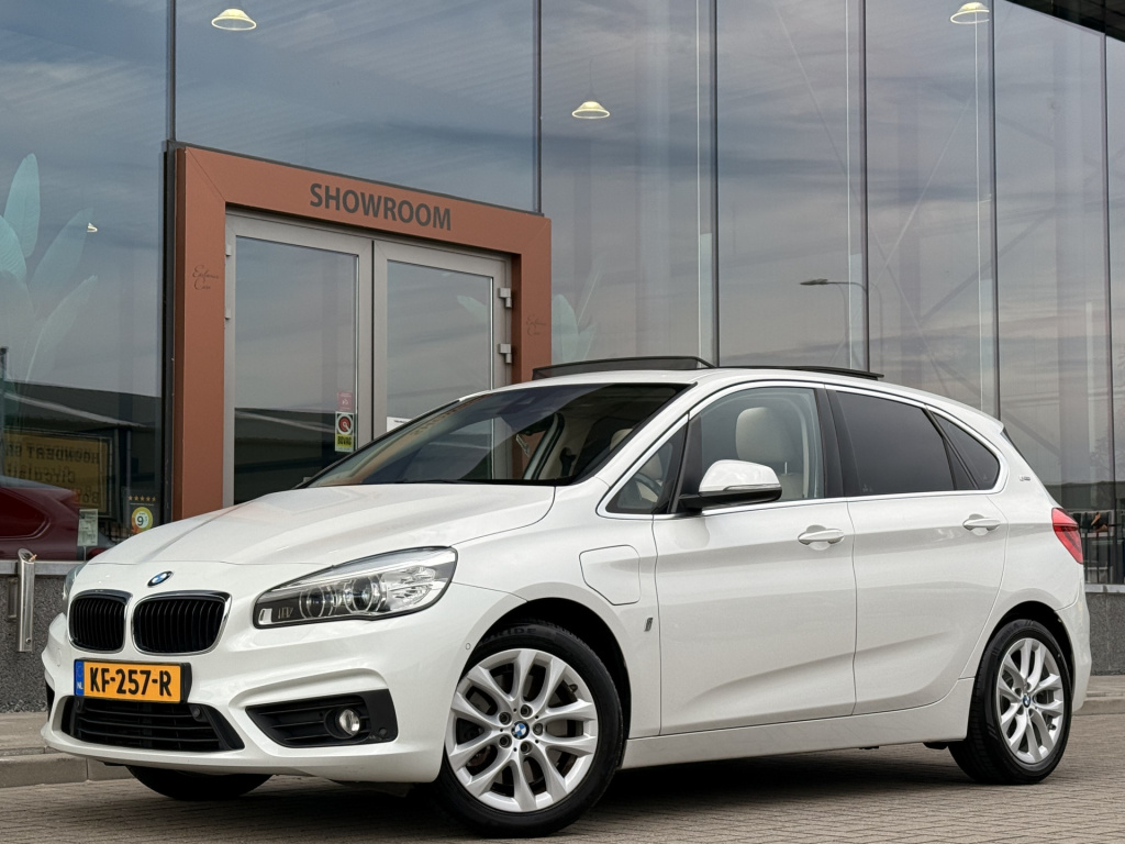 BMW 2-serie active tourer 225xe iperformance centennial executive | pano | cruise | camera