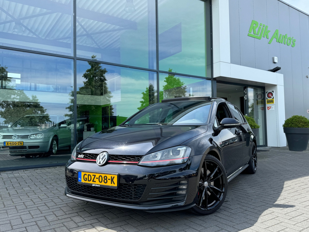 Volkswagen Golf 2.0 tsi gti performance * panoramadak * leer * xenon * navigatie