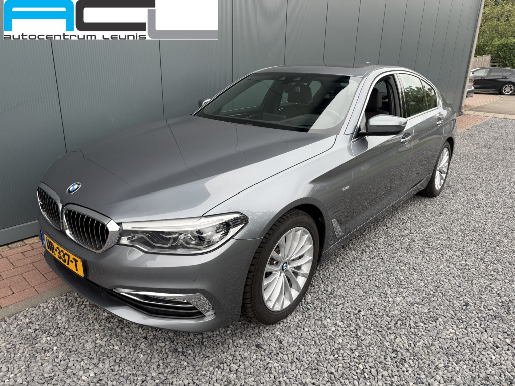 BMW 5 Serie 530i xdrive automaat high executive sedan