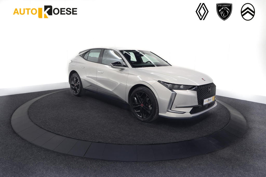 Ds Ds 4 puretech 130 eat8 performance line | camera | apple carplay | alcantara® bekleding | parkeersensensoren