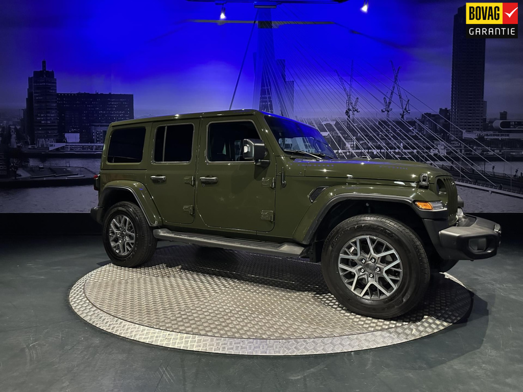 Jeep Wrangler unlimited 4xe 380 sahara *acc*camera*leer*sarge green clear coat*