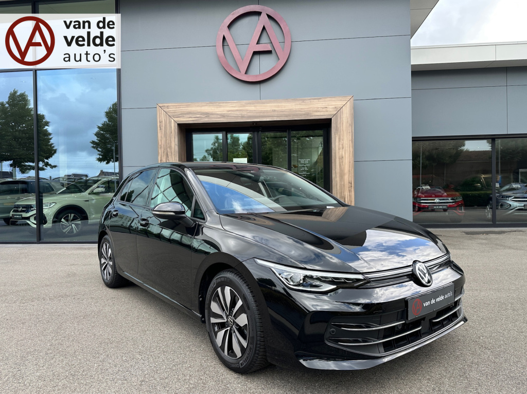 Volkswagen Golf 1.5 tsi 150pk goal | trekhaak | camera | adapt. cruise | iq light | rijklaar incl. garantie