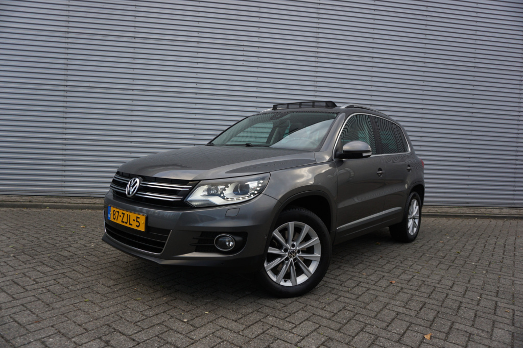 Volkswagen Tiguan 1.4 tsi sport&style airco / navi / cruise / pano / lane ass. / elektr. ramen / nap