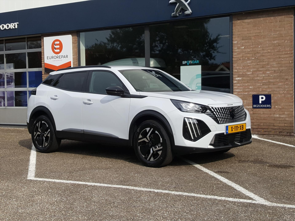 Peugeot 2008 1.2 puretech 130pk allure | navi | bt | applecarplay&androidauto | camera 360° | parkeersensoren v+a | adaptive cruise control | climate control |
