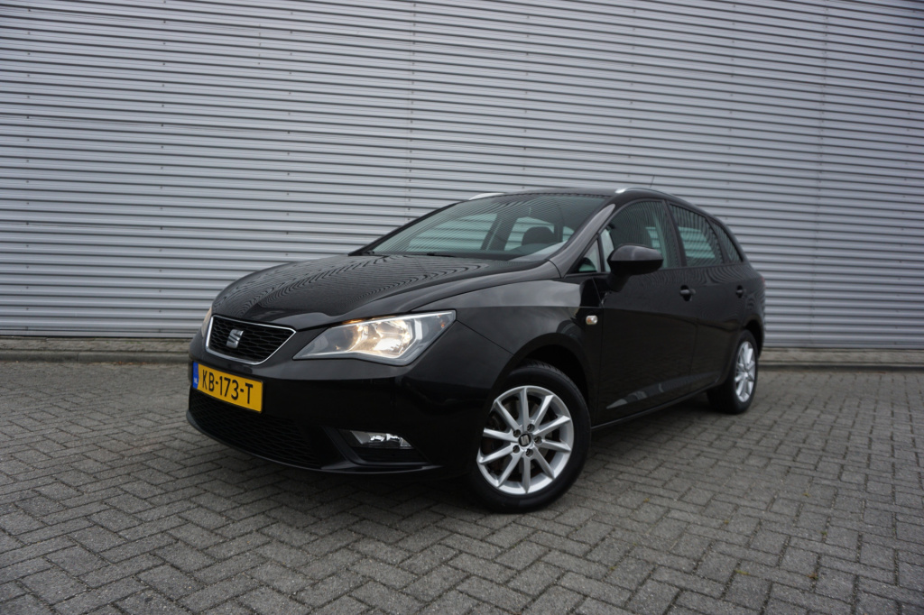 Seat Ibiza st 1.0 ecotsi style connect automaat - airco / navi / cruise / parkeersens. / carplay / nap