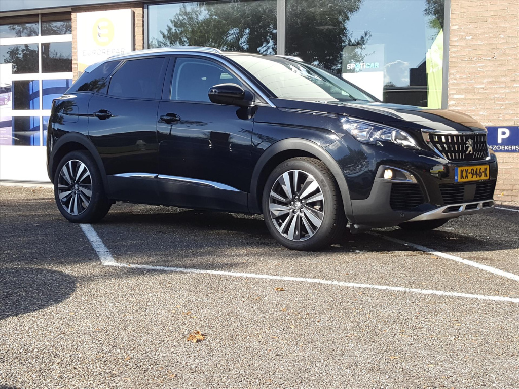 Peugeot 3008 1.2pt 130pk allure trekhaak | navi | apple carplay & android auto | elektrische kofferklep | achteruitrijcamera | keyless | cruise&climate |19inch lmv