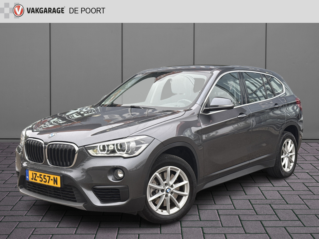 BMW X1 sdrive20i centennial executive | nl-auto | 1e eig | dealer oh | navi | clima | pdc