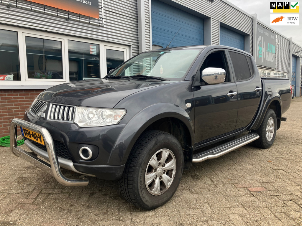 Mitsubishi L200 2.5 di-d club cab invite 4x4 diff-lock ex btw!