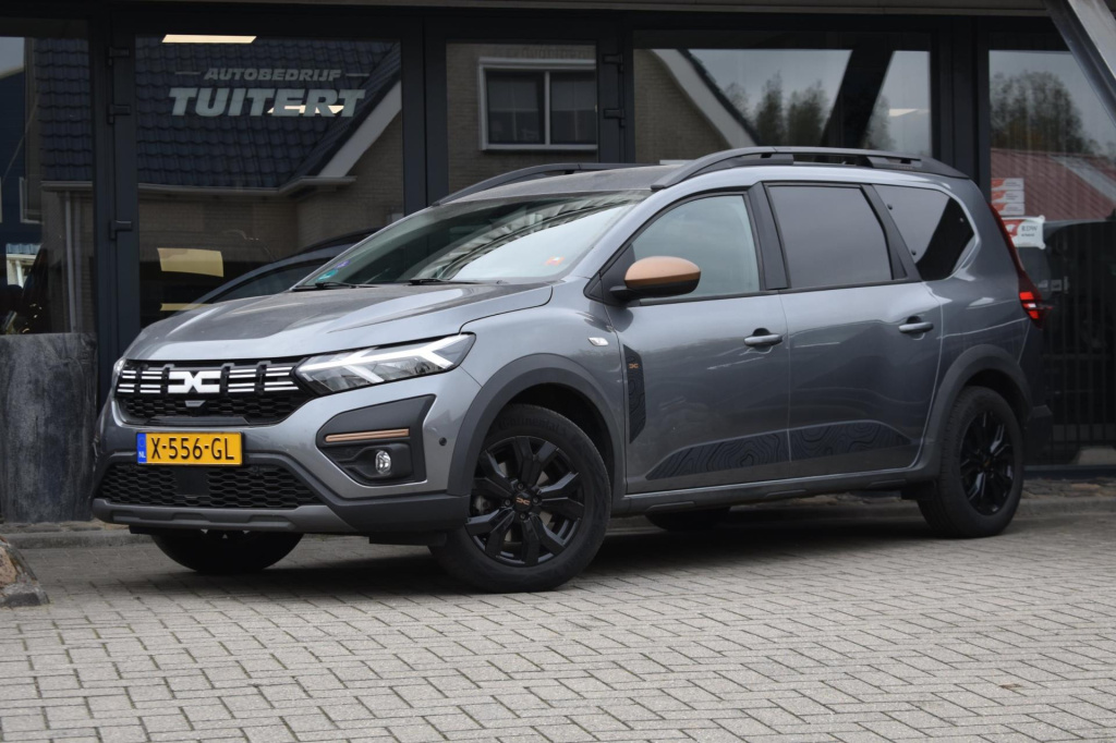 Dacia Jogger 1.6 hybrid 140 extreme 7p. | stoelverwarming | apple carplay | android auto | camera | nap | blindspot