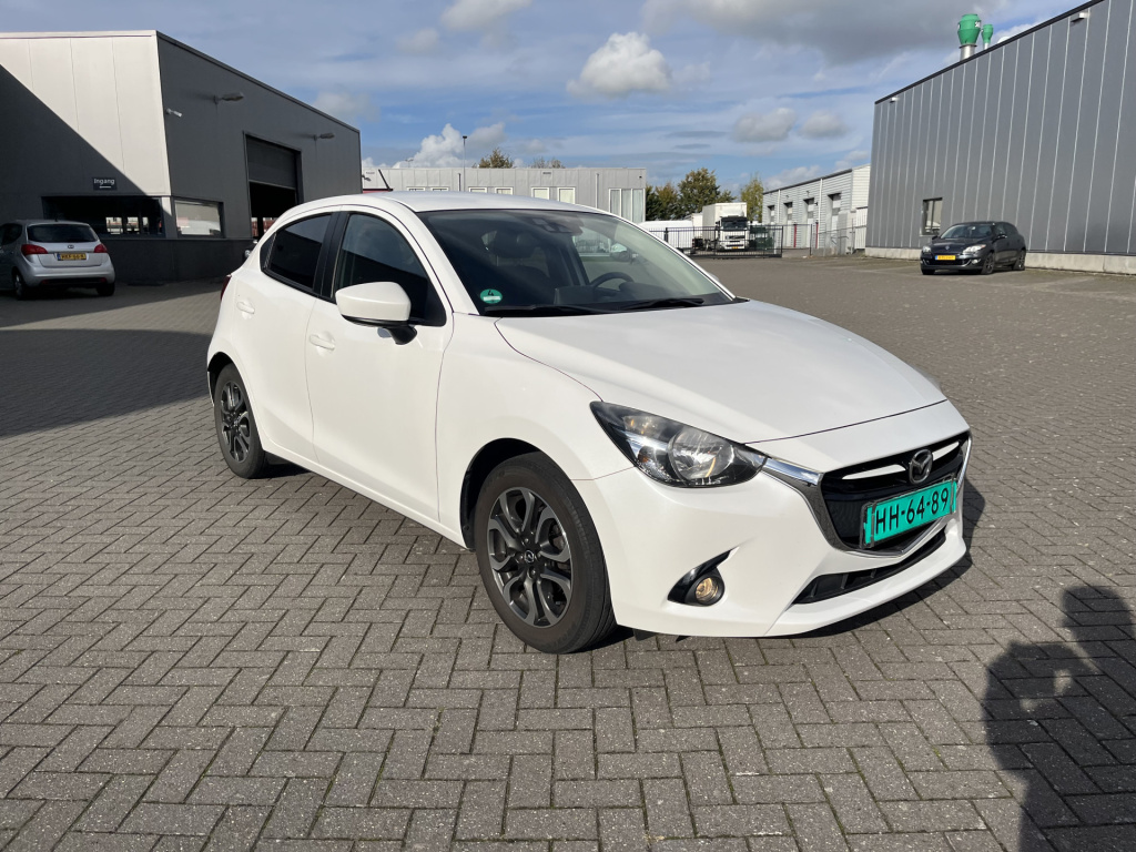 Mazda 2 1.5 skyactiv-g90 - 5 gs navi cruise stoelverw
