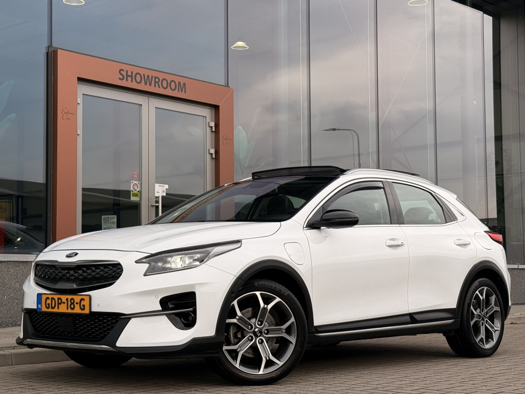 Kia Xceed 1.6 gdi phev dynamicplusline | pano | trekhaak | stoel/stuur verwarming |