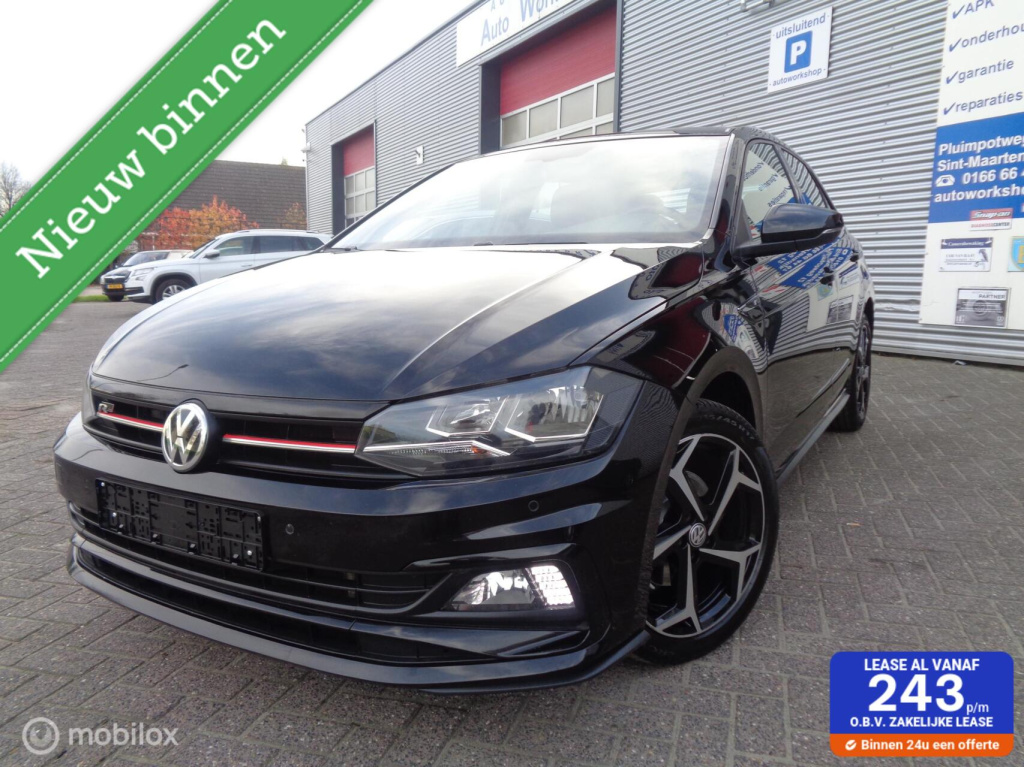 Volkswagen Polo 1.0 tsi r-line 115pk/airco/pdc/carplay/panodak/17'' lm/r-line stuur/r-line stoelen/alcantara/6 versnellingen