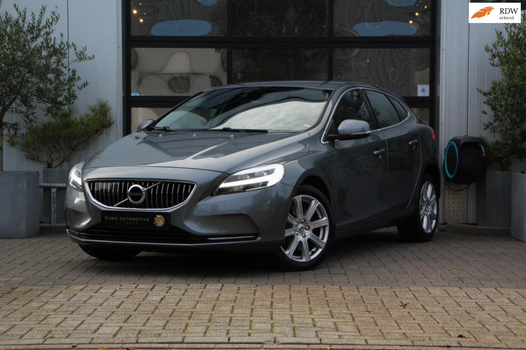 Volvo V40 1.5 t2 inscription aut. - leder - full led - navi - citycafety - cruise control
