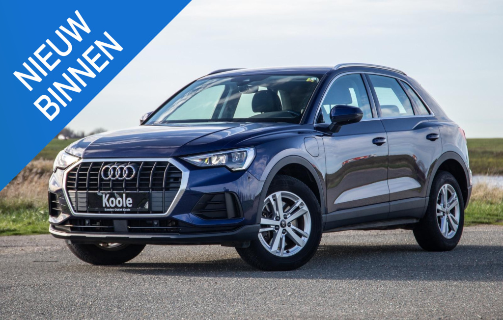 Audi Q3 45 tfsi e edition automaat / plug in hybrid / stoelverwarming / leer / virtual cockpit / cruise controle / dealer onderhouden