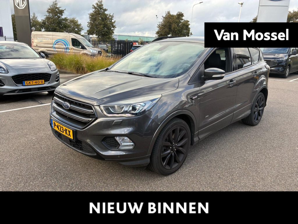 Ford Kuga 1.5 ecoboost st line automaat i awd i trekhaak