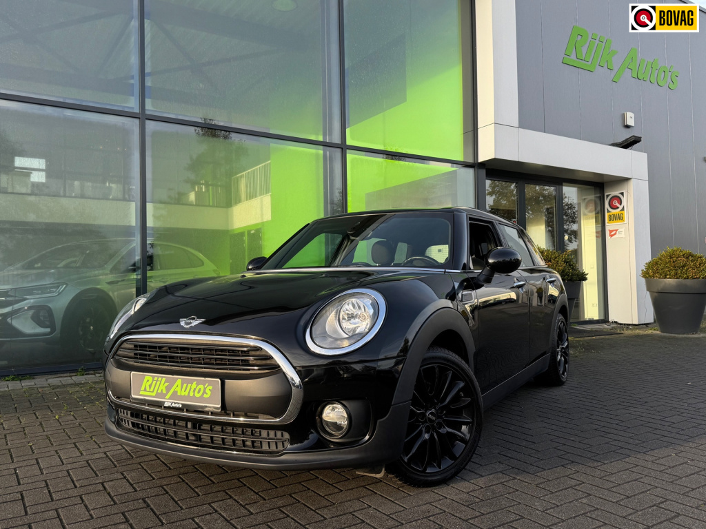 Mini Clubman mini 1.5 one * stoelverwarming * pdc * navigatie