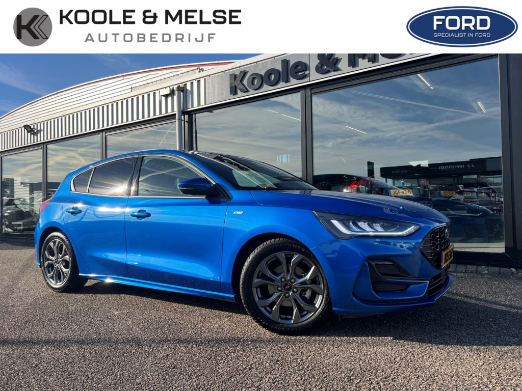 Ford Focus 1.0 ecoboost hybrid 125pk st-line , adaptive cc ,voorruitverwarming , stoel en stuurverwarming , carplay