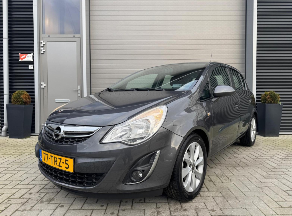 Opel Corsa 1.2-16v anniversary edition