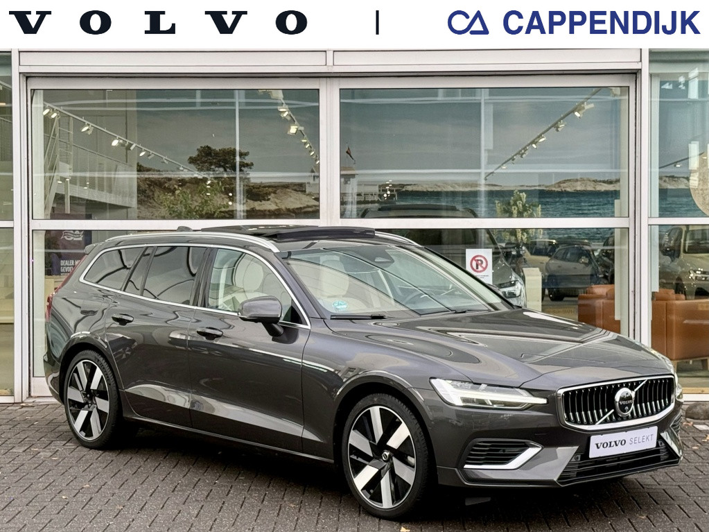 Volvo V60 t8 455pk recharge ultra bright| full options! trekhaak