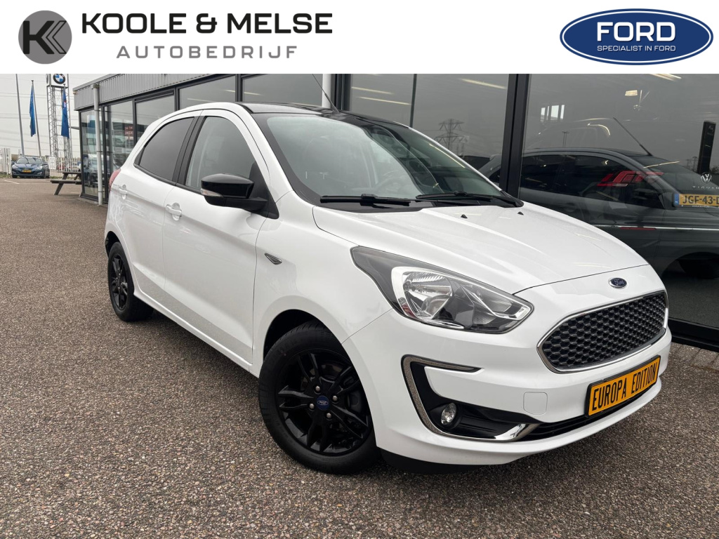 Ford KA ka+ 1.2 85pk black & white, stoelverwarming, voorruitverwarming, sensoren