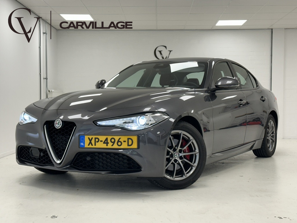 Alfa Romeo Giulia 2.0t super | leer | bi-xenon | flippers |