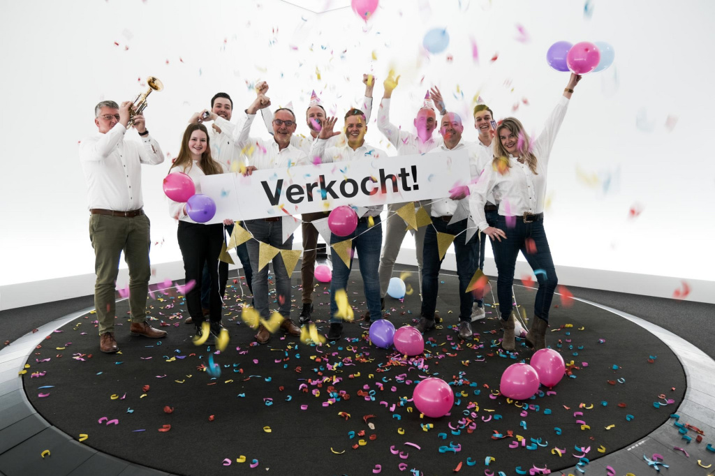 Peugeot 5008 puretech 130 eat8 active | 7 zitplaatsen | camera | navigatie | apple carplay | parkeersensoren