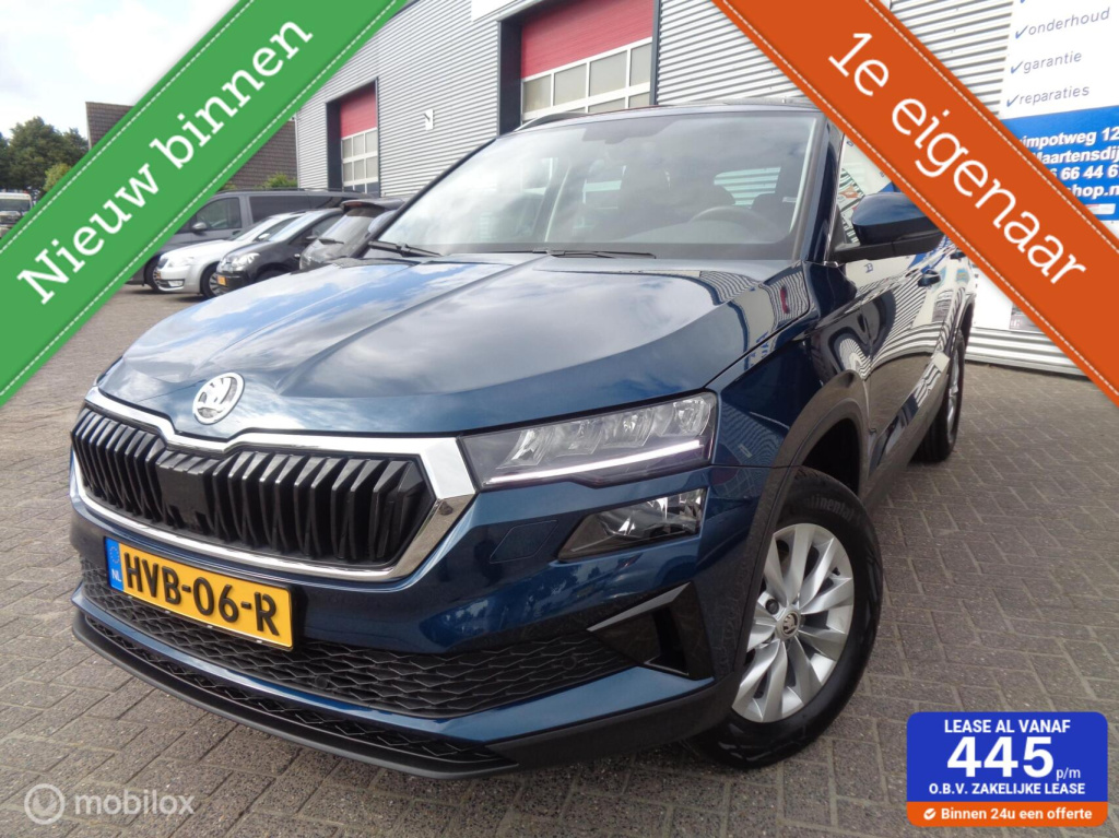 Skoda Karoq 1.0 tsi business edition/airco/stoel+stuur verw/full led/apple carplay/lm velgen/1st eig/nieuwstaat/nieuw model