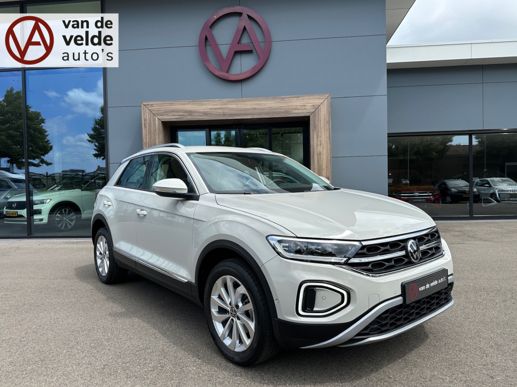 Volkswagen T-roc 1.5 tsi 150pk dsg style carplay | camera | keyless | elek. achterklep | rijklaar incl. garantie
