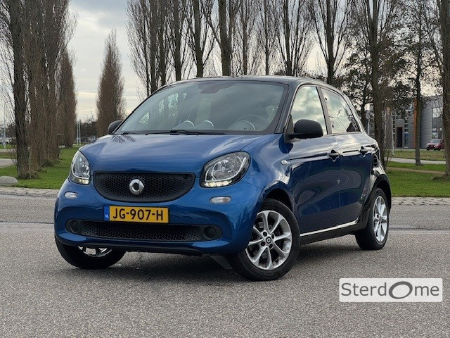 Smart Forfour 1.0 pure l airco l audio l bluetooth l cruise controle l elektr. ramen l centrale deurvergendeling l nederlands geleverde auto l