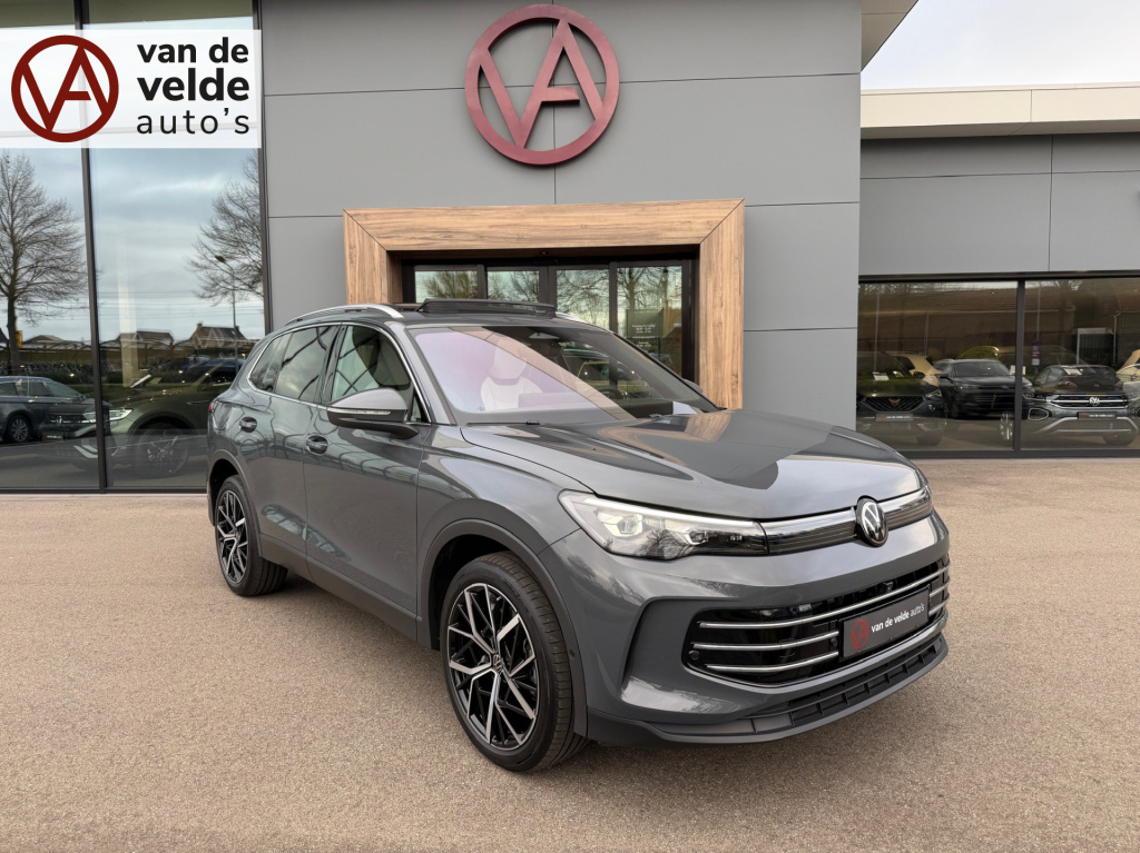 Volkswagen Tiguan 1.5 ehybrid elegance | panoramadak | head-up | 20 inch | trekhaak | 360 camera | rijklaar incl. garantie