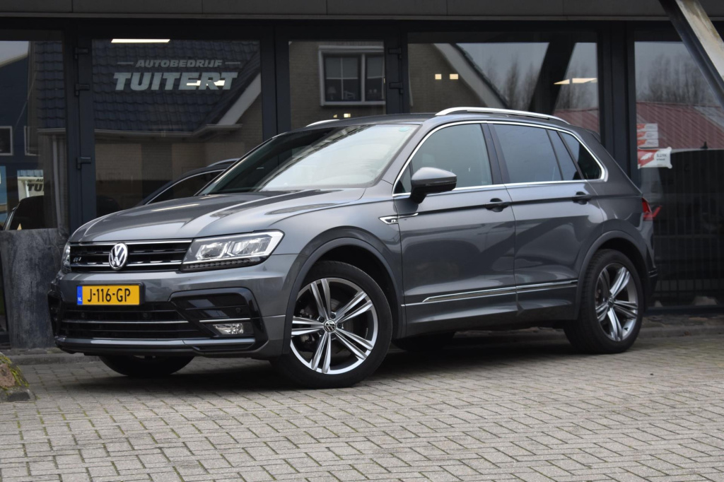 Volkswagen Tiguan 1.5 tsi act r-line | trekhaak | nap | apple carplay | android auto | adapt. cruise controle | virtual cockpit