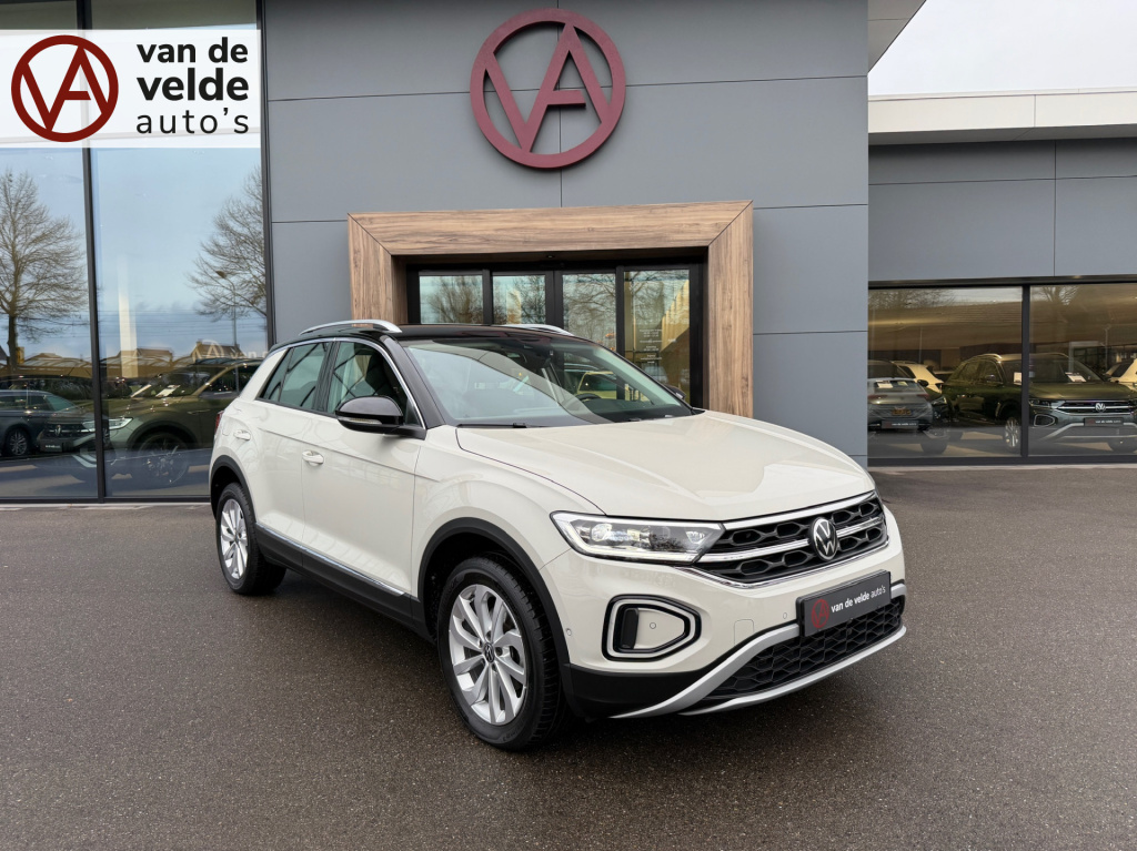 Volkswagen T-roc 1.5 tsi 150pk dsg style carplay | camera | keyless | elek. achterklep | rijklaar incl. garantie