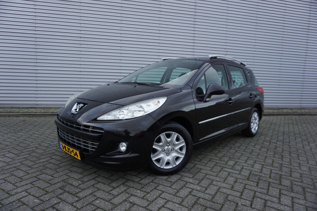 Peugeot 207 sw 1.4 vti active airco / panoramadak / mistlampen