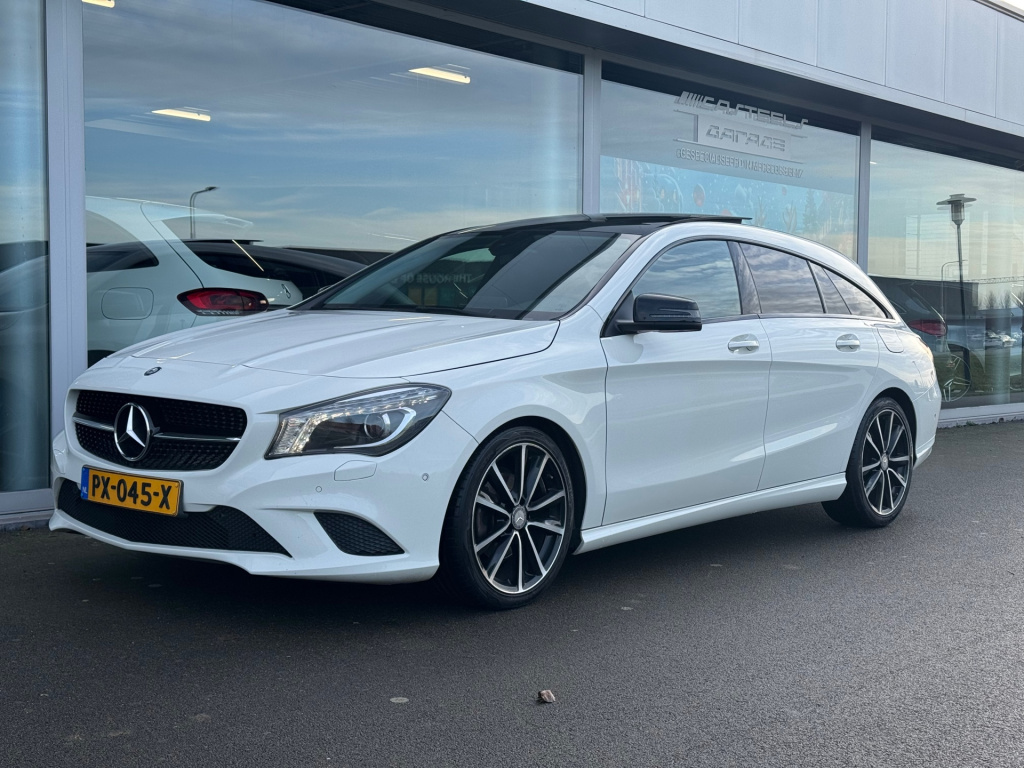 Mercedes-Benz Cla shooting brake 180 urban night-pakket automaat , panoramaschuifdak , apple-carplay , trekhaak