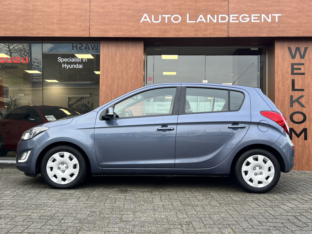 Hyundai I 20 1.4i i-motion | automaat | trekhaak | radio